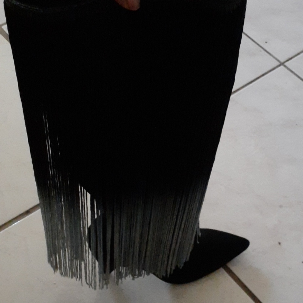 Boots - Picture 2 of 4